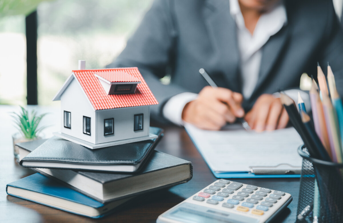 Title Insurance vs. Home Insurance: Understanding the Crucial Differences